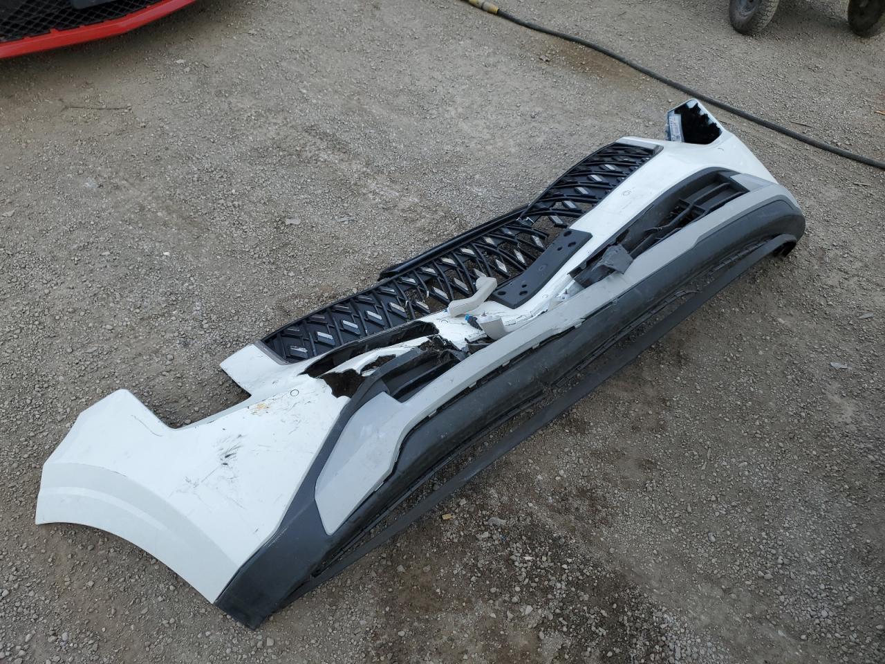 2025 Kia Carnival Lx VIN: KNDNB5K37S6520460 Lot: 70663875