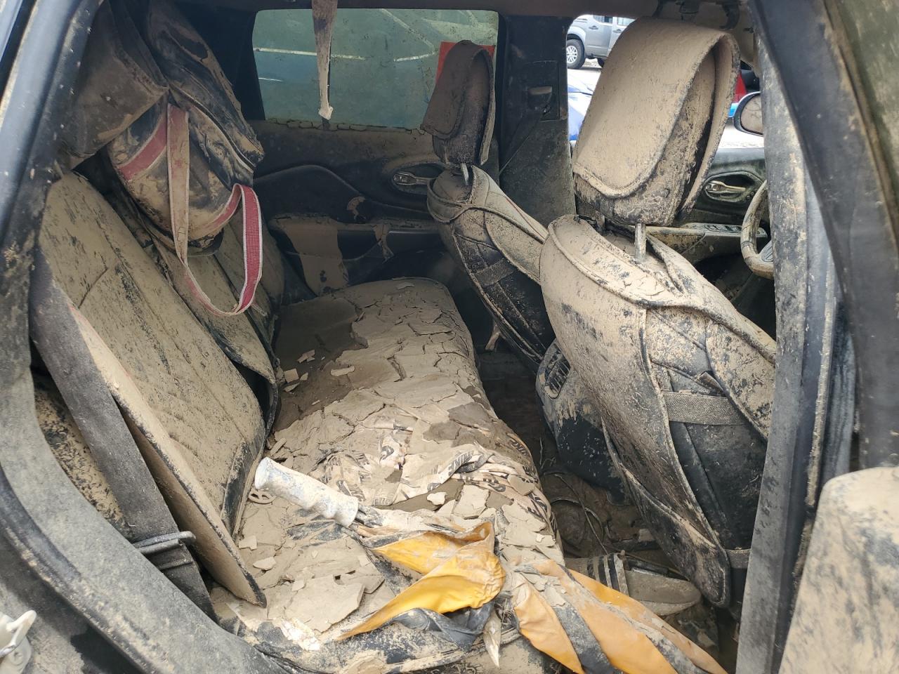 2019 Jeep Cherokee Limited VIN: 1C4PJMDN7KD188309 Lot: 68915855