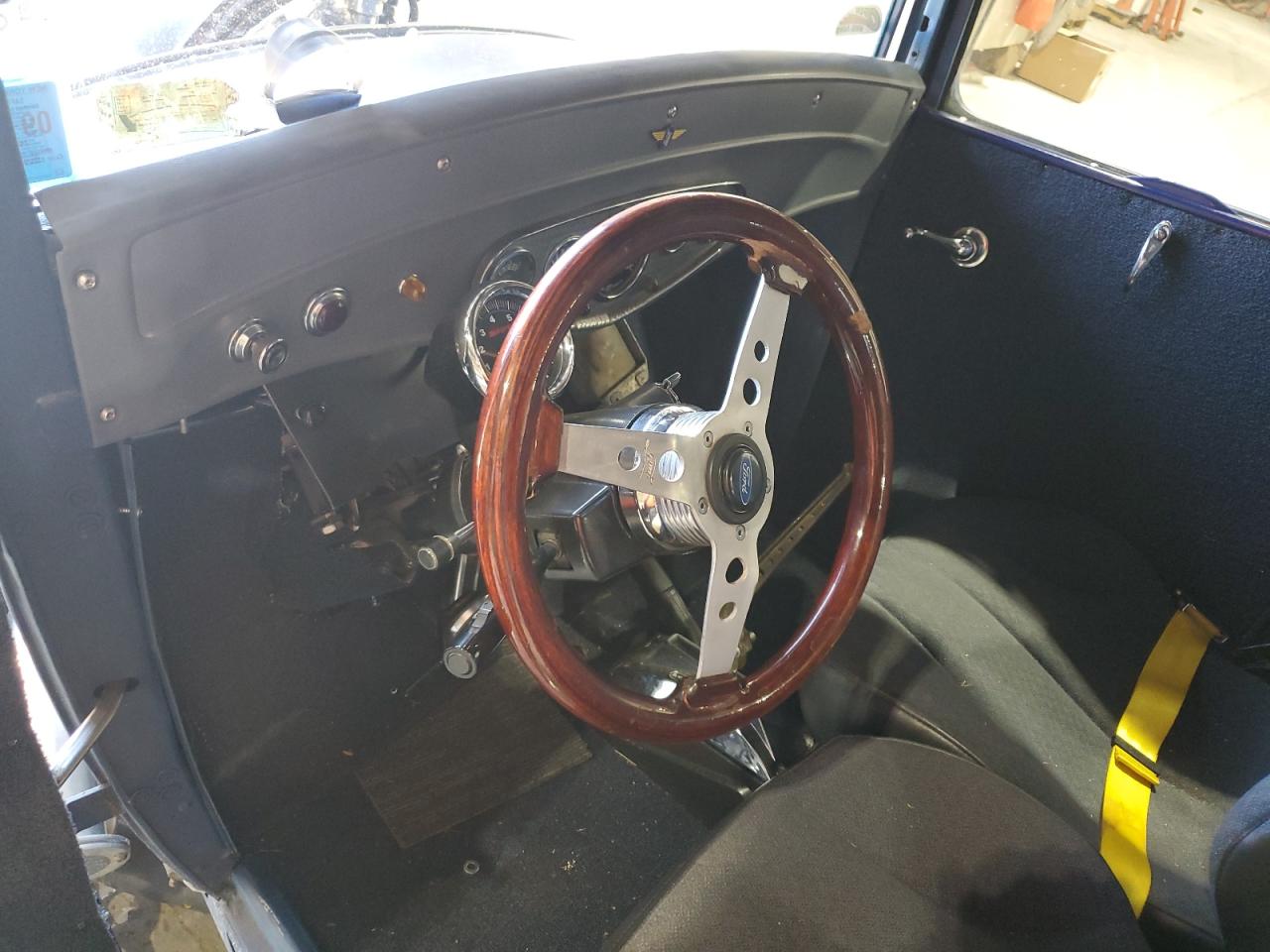 1930 Ford Coupe VIN: 243381 Lot: 71061475