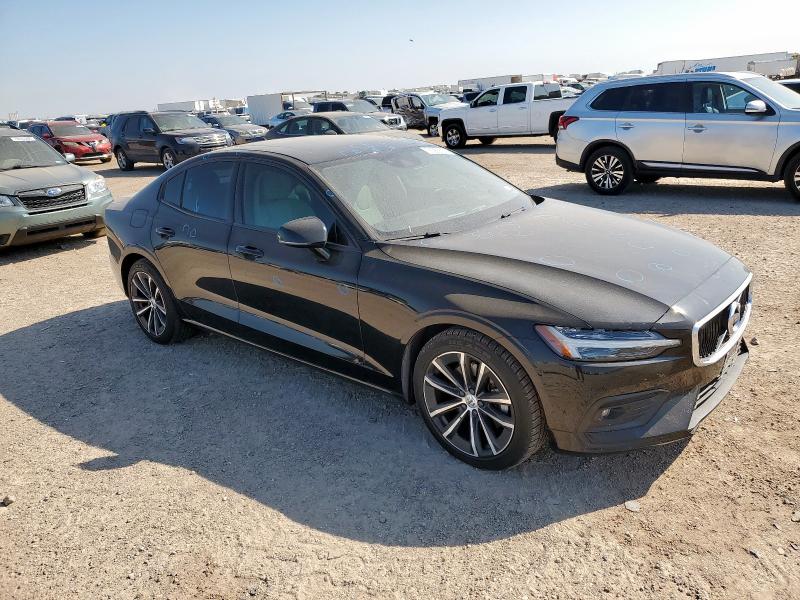  VOLVO S60 2021 Черный