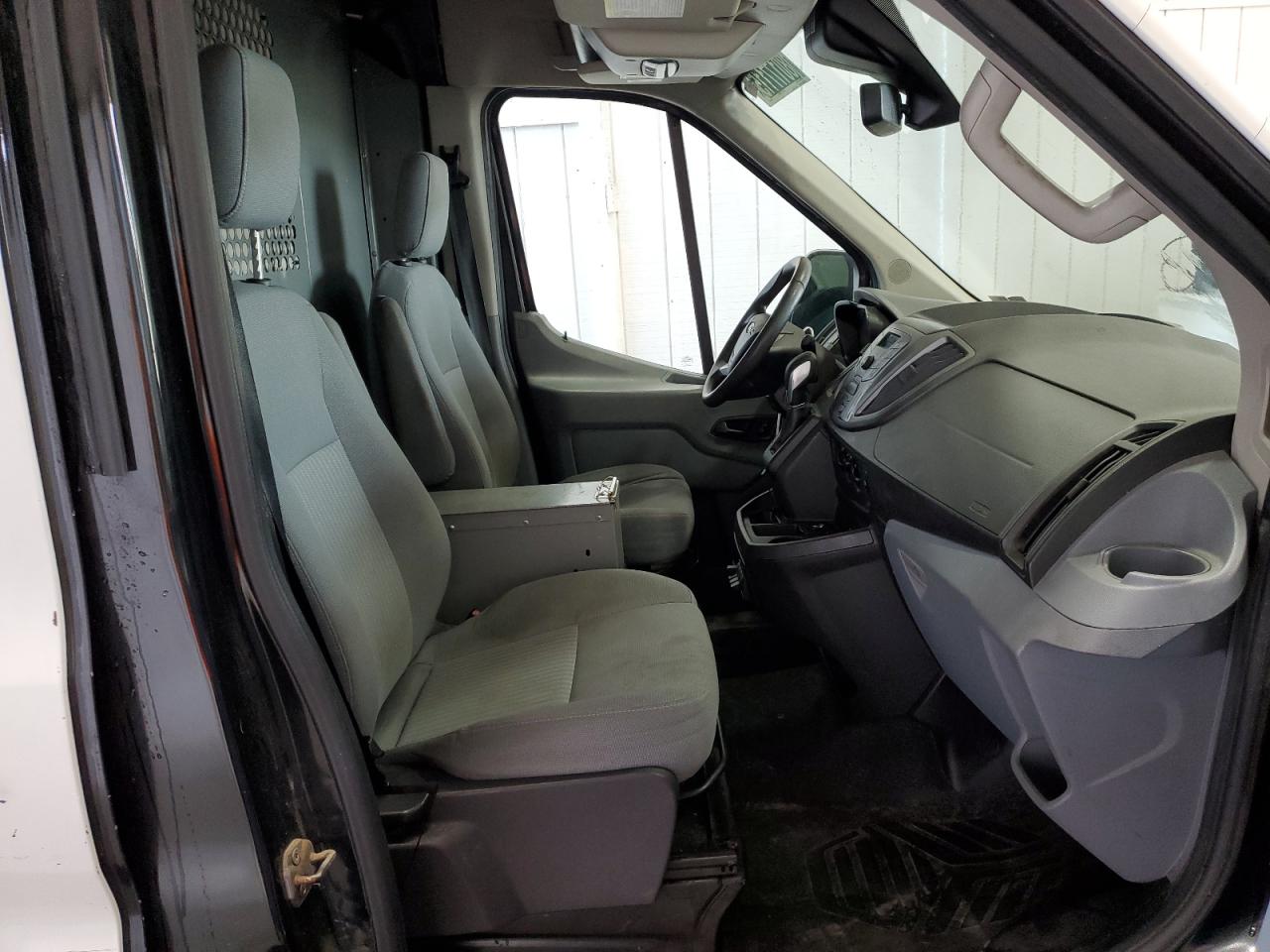 2015 Ford Transit T-250 VIN: 1FTYR2CM9FKA84285 Lot: 80177115