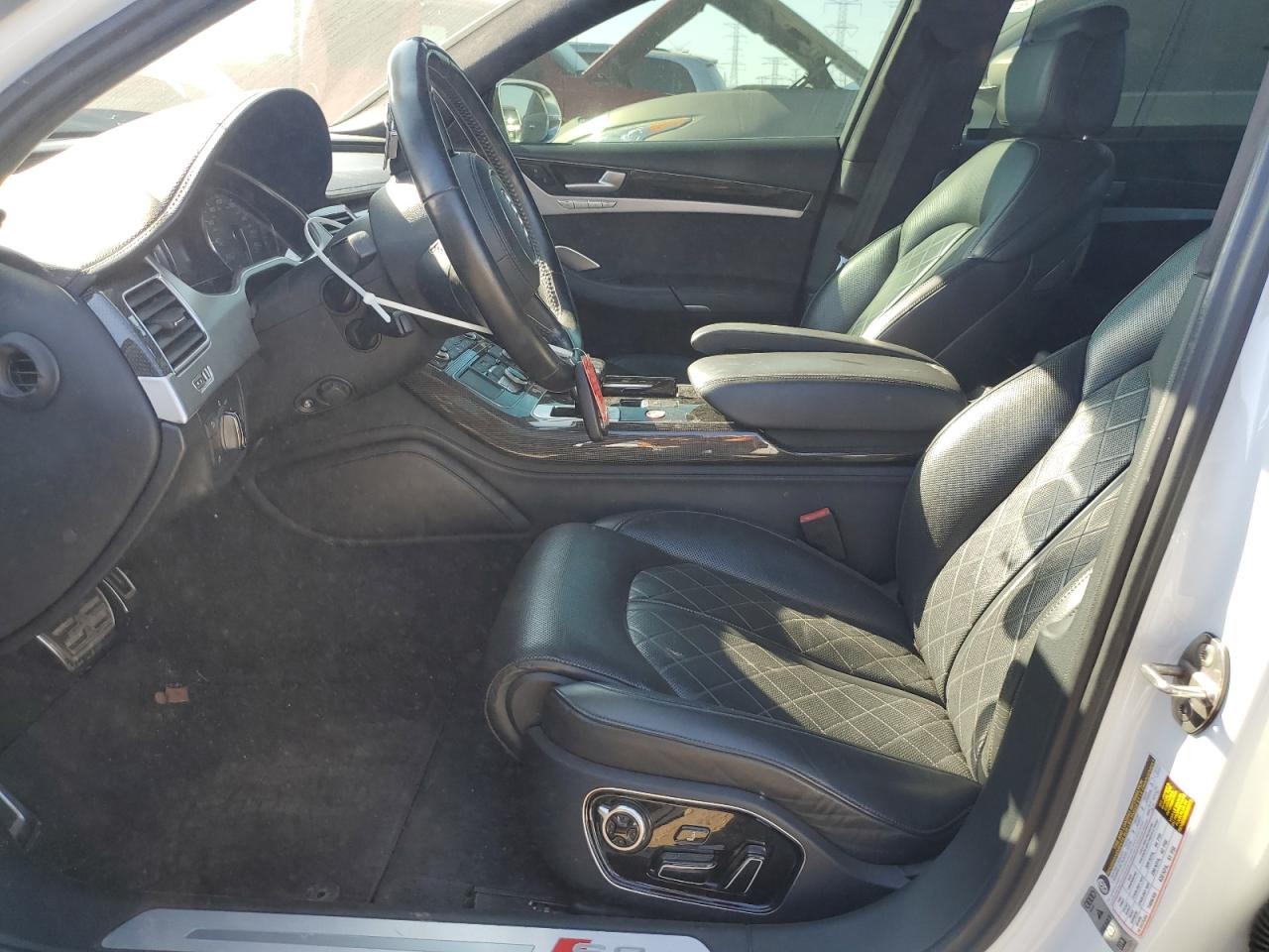 2014 Audi S8 Quattro VIN: WAUD2AFD4EN008329 Lot: 82051595