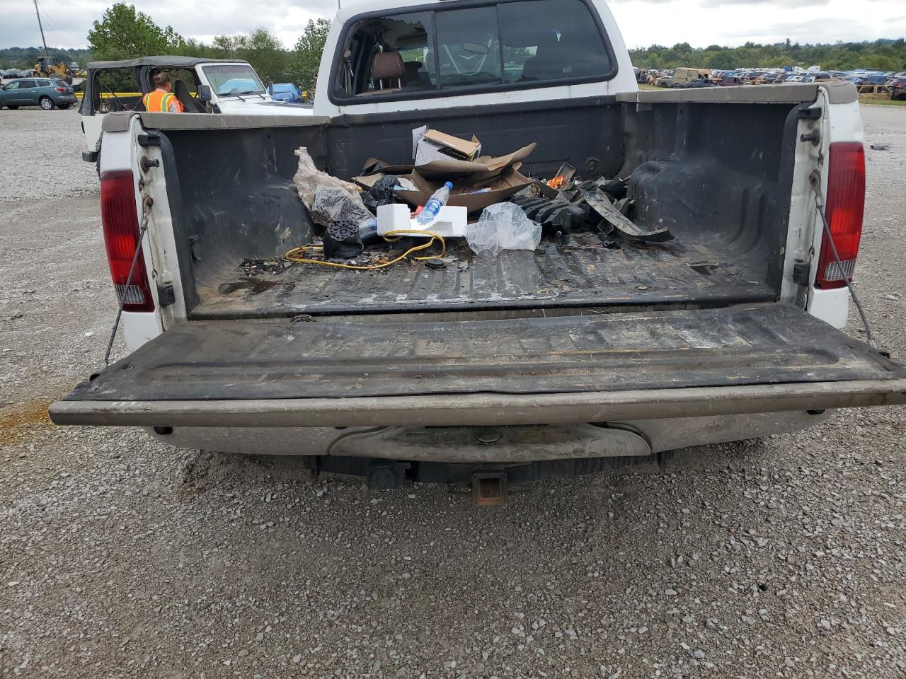 2005 Ford F350 Super Duty VIN: 1FTWW33P65EA28396 Lot: 81194565