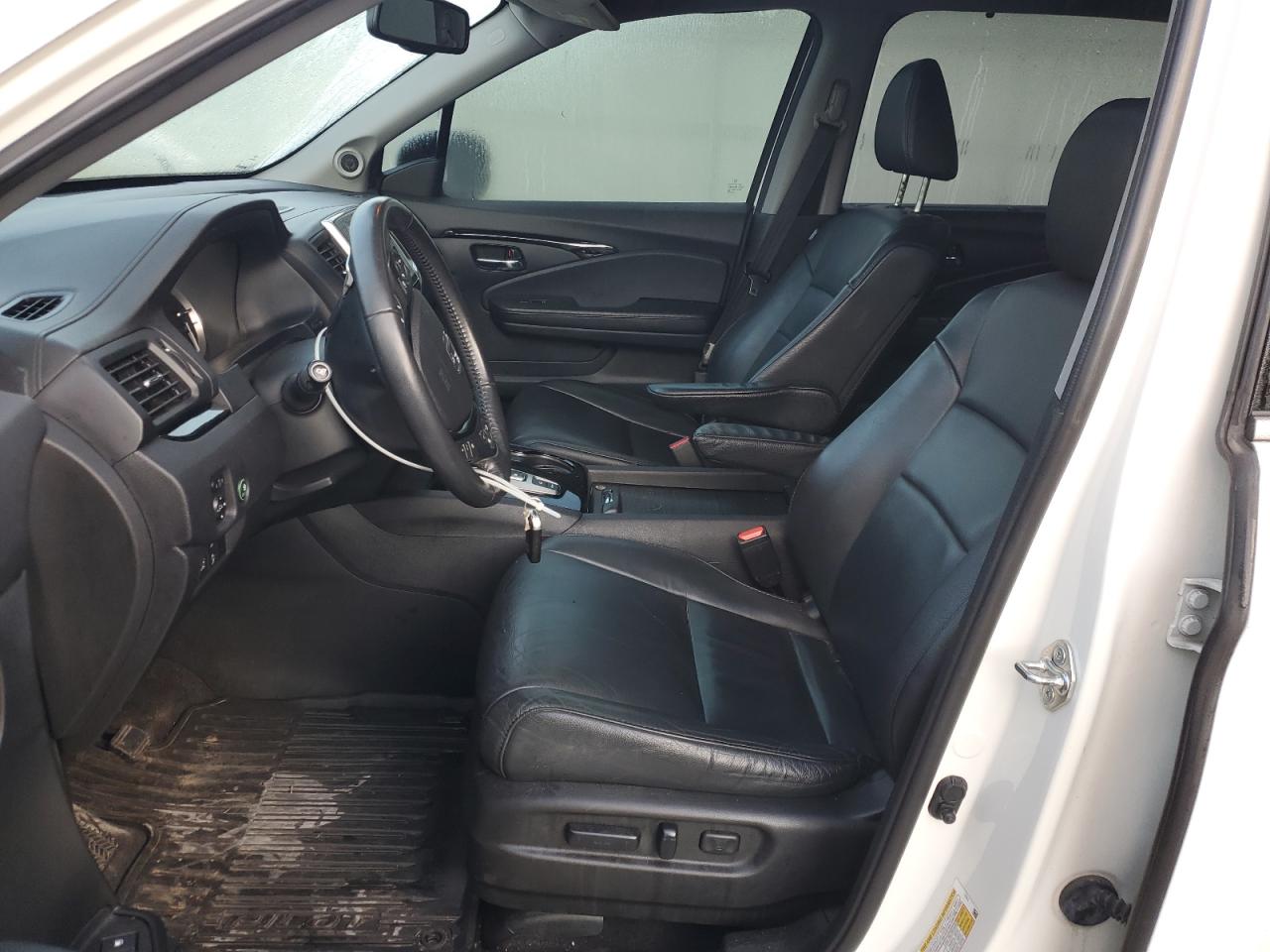 2018 Honda Pilot Touring VIN: 5FNYF6H9XJB011517 Lot: 80257315