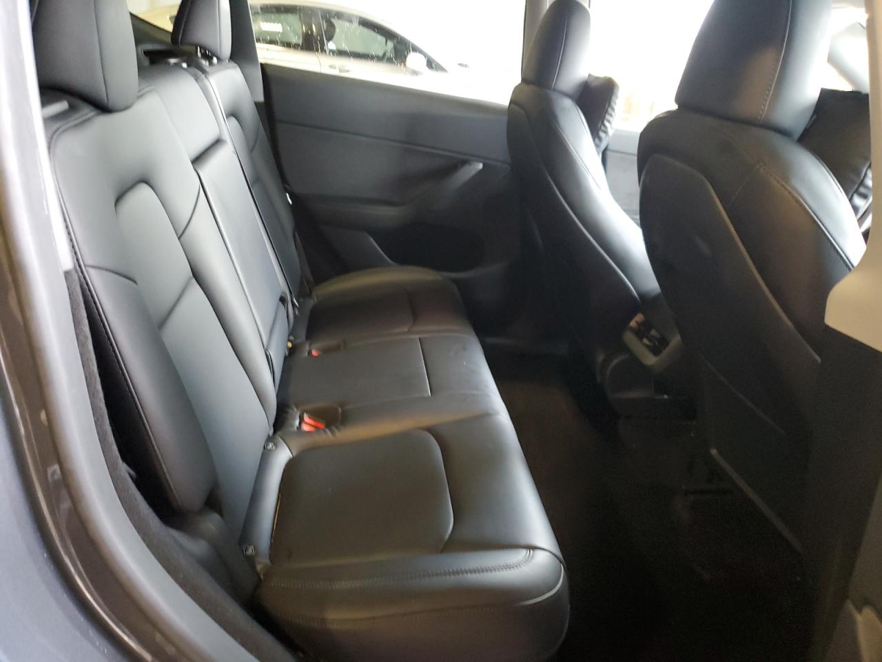 2023 Tesla Model Y VIN: 7SAYGDEE9PA179841 Lot: 82109685