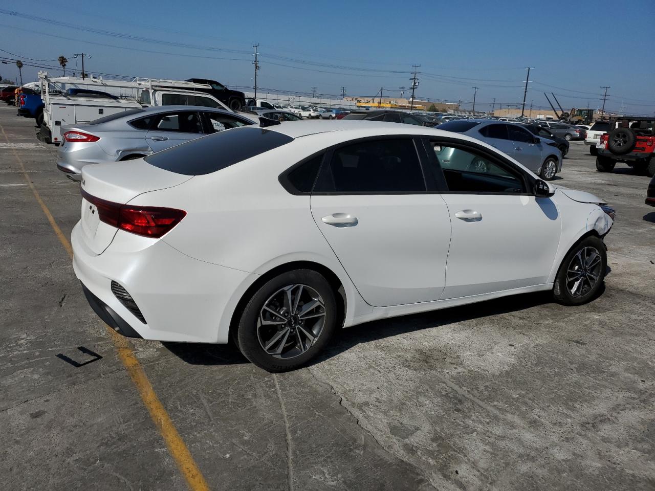 2023 Kia Forte Lx white null gas 3KPF24ADXPE578797 photo #4