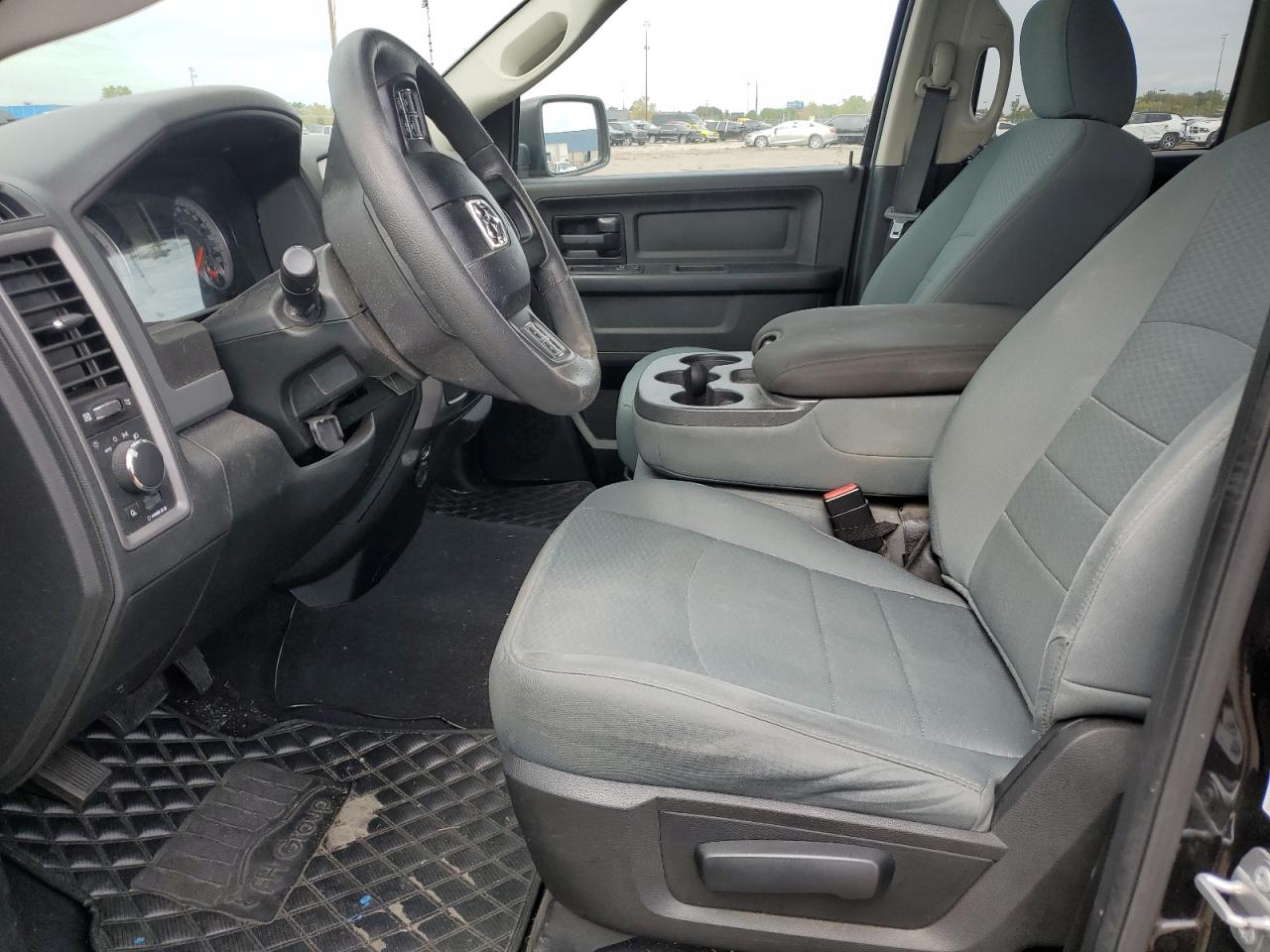 2018 Ram 1500 St VIN: 1C6RR6FG5JS341590 Lot: 80008255