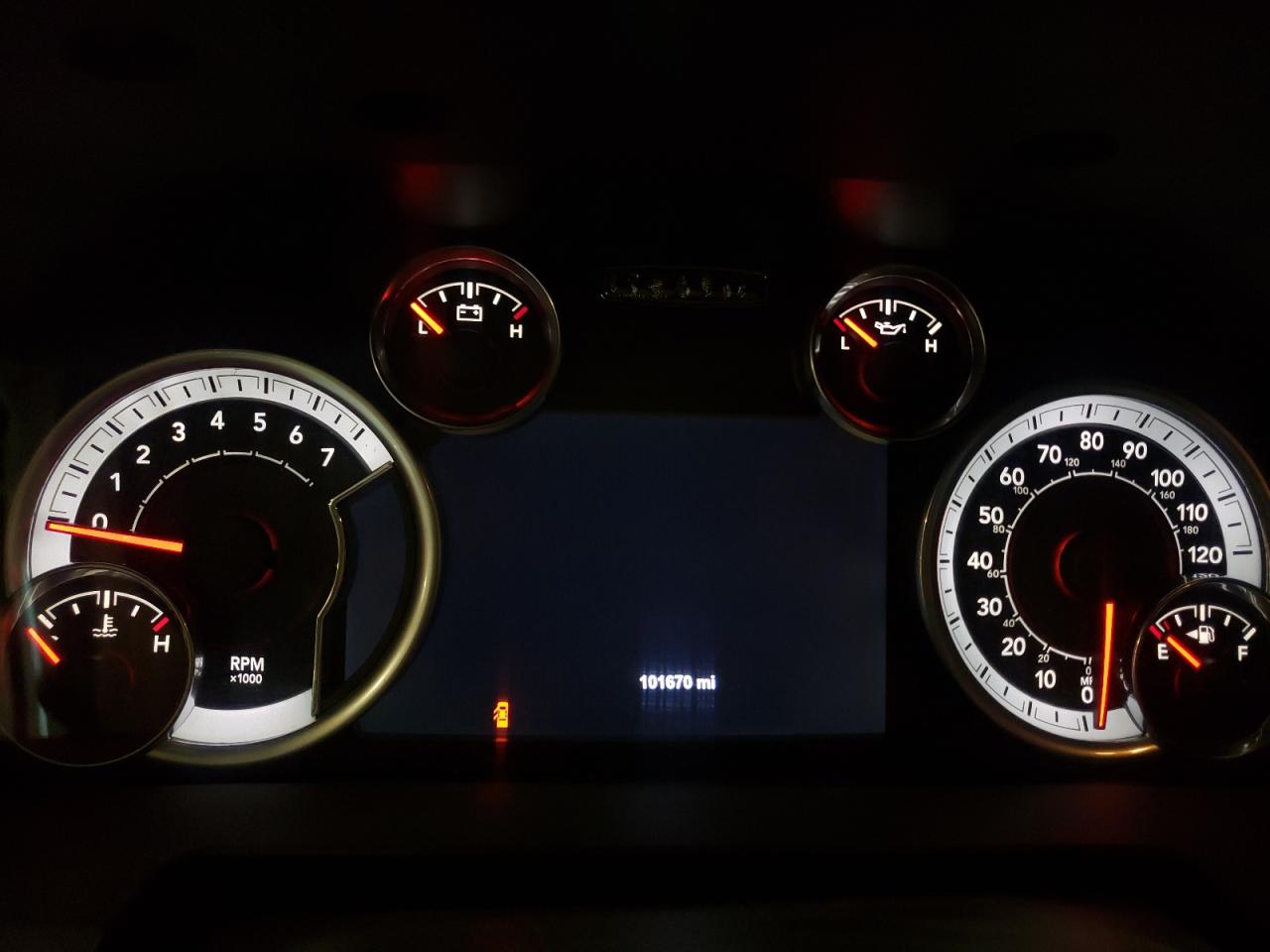 2017 Ram 1500 Slt VIN: 3C6RR7LT2HG565215 Lot: 83945995