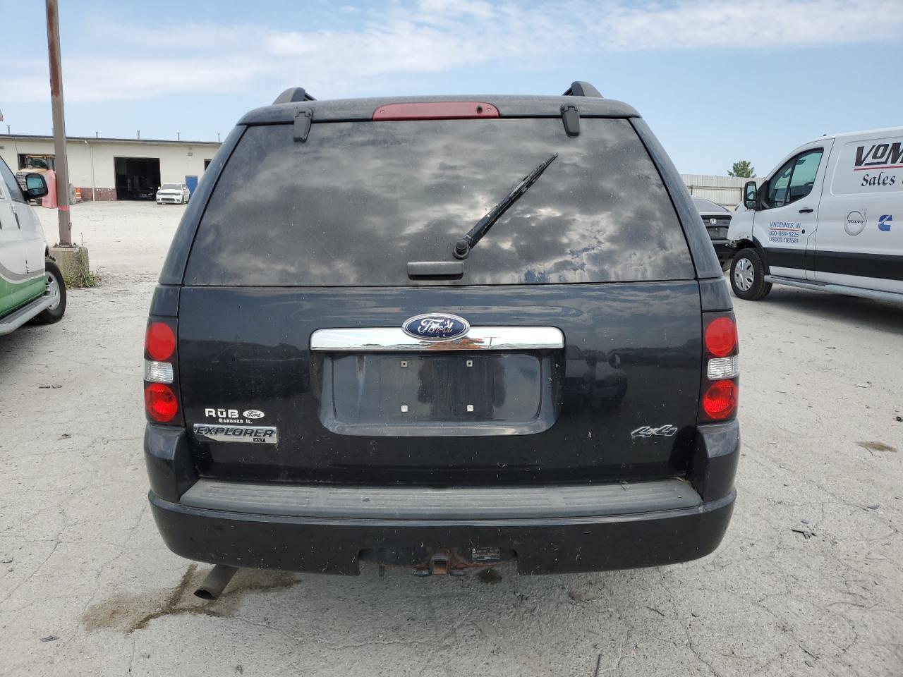 2008 Ford Explorer Xlt VIN: 1FMEU73E88UA70713 Lot: 71592495