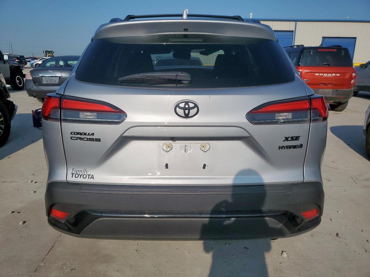 2024 Toyota Corolla Cross Se VIN: 7MUFBABGXRV040655 Lot: 71635725