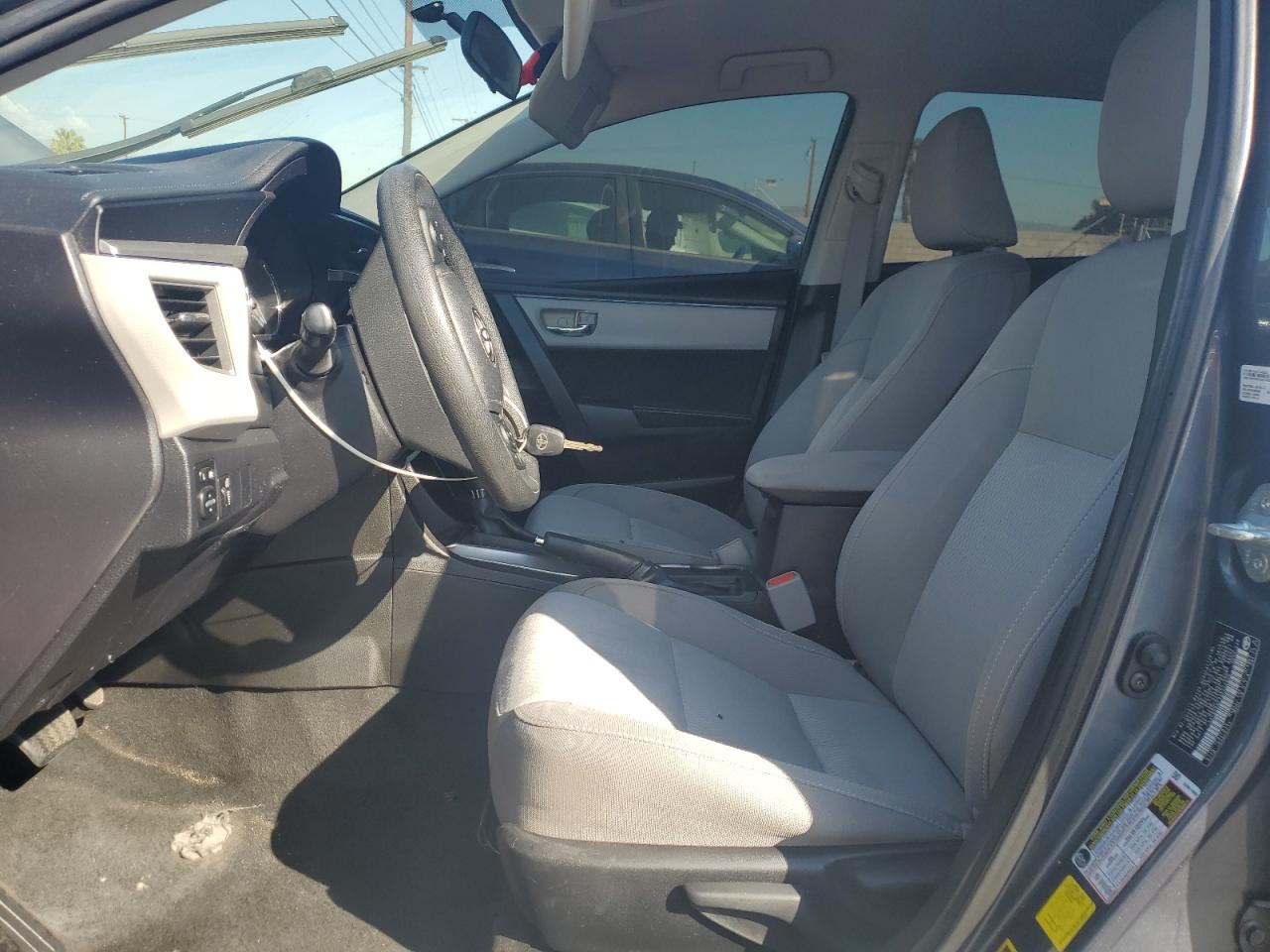 2016 Toyota Corolla L VIN: 5YFBURHE1GP470006 Lot: 81161015