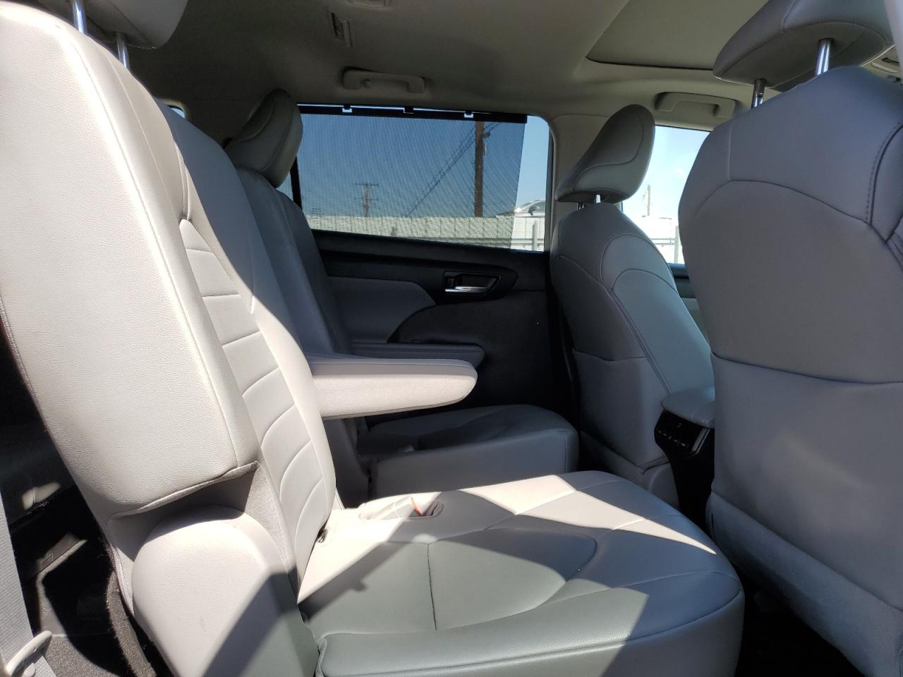2022 Toyota Highlander Hybrid Xle VIN: 5TDHARAH0NS514721 Lot: 81800305
