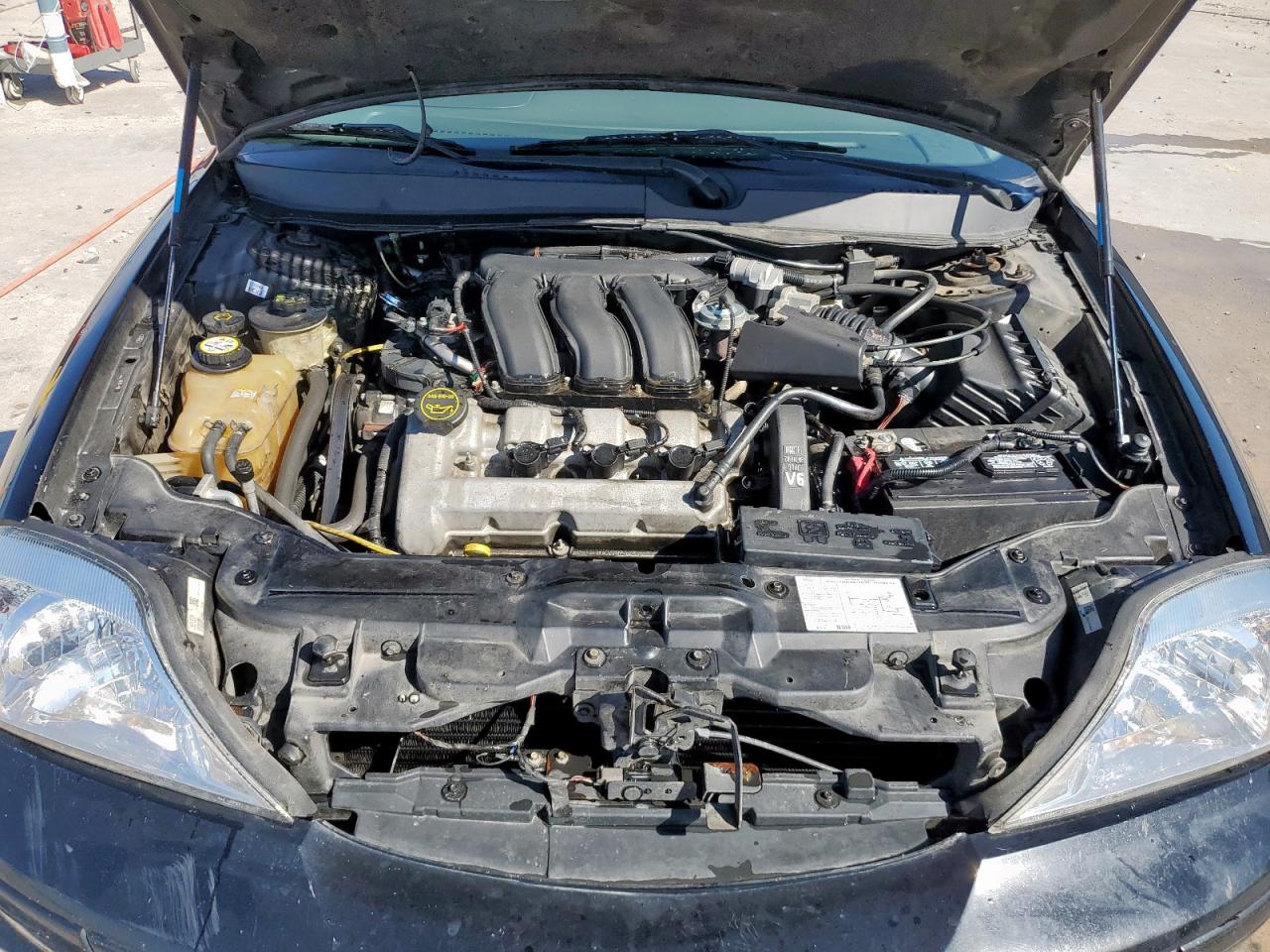 2005 Mercury Sable Ls Premium VIN: 1MEFM55S25A611010 Lot: 81436125