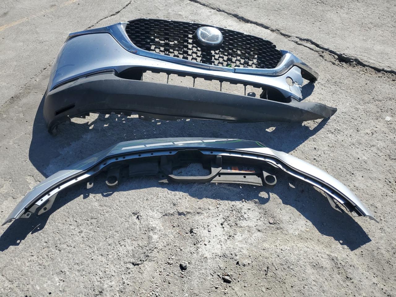 2021 Mazda Cx-30 Preferred VIN: 3MVDMACLXMM250784 Lot: 81481915