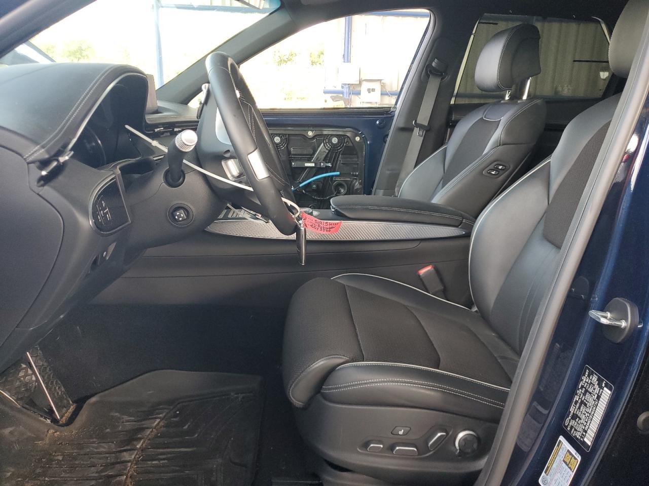 2022 Genesis Gv70 Base VIN: KMUMADTB1NU047747 Lot: 81562705