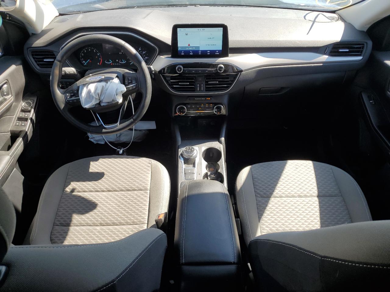 2022 Ford Escape Se VIN: 1FMCU0G64NUB05695 Lot: 70598175