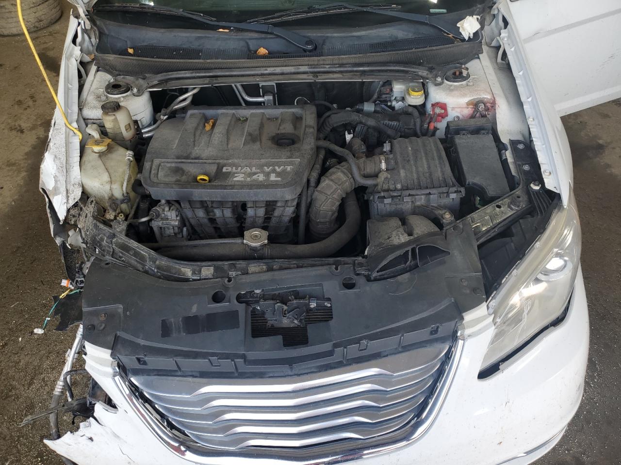 2012 Chrysler 200 Touring VIN: 1C3CCBBB5CN283621 Lot: 71590465