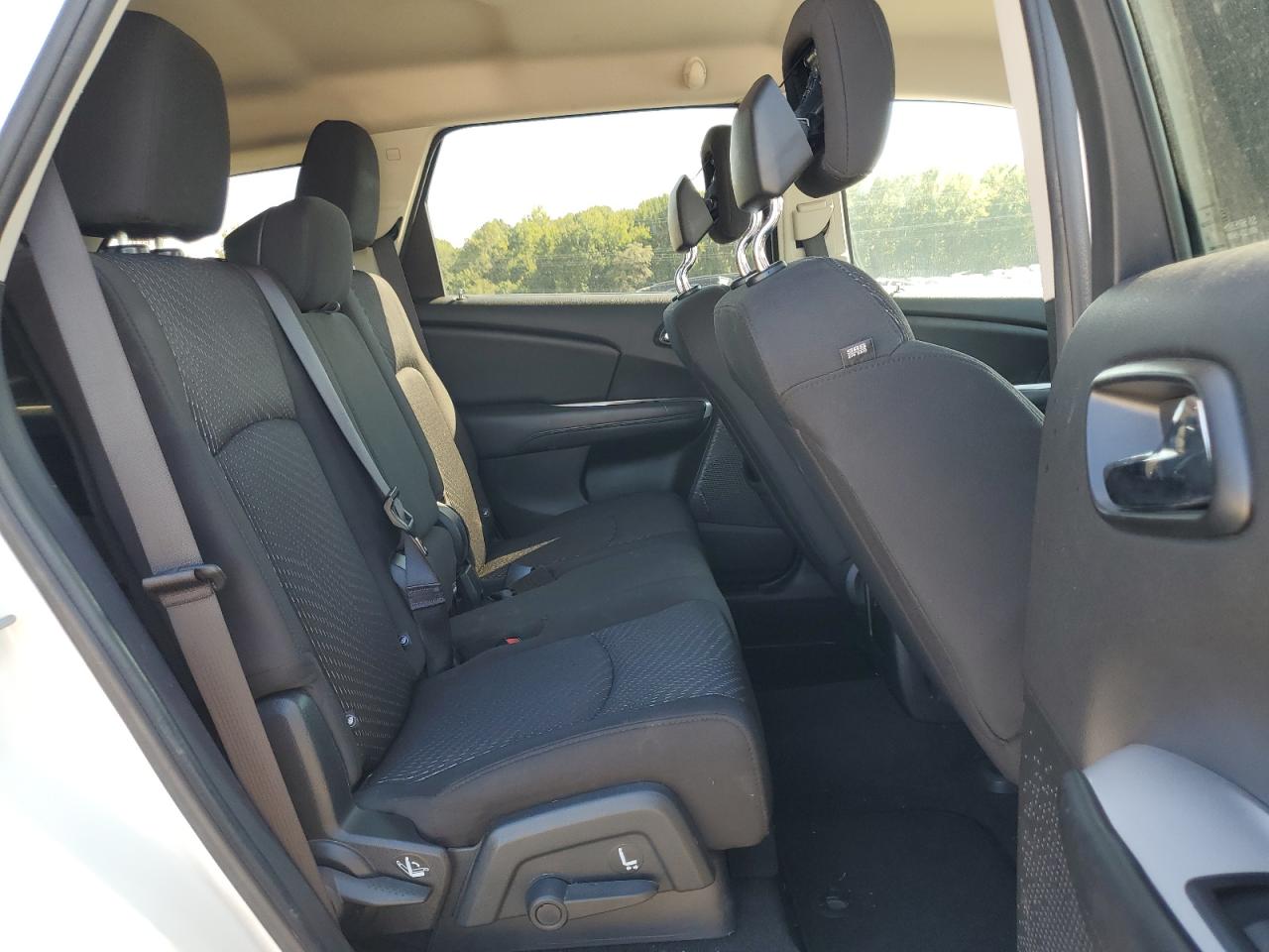 2017 Dodge Journey Se VIN: 3C4PDCAB7HT586733 Lot: 84232085