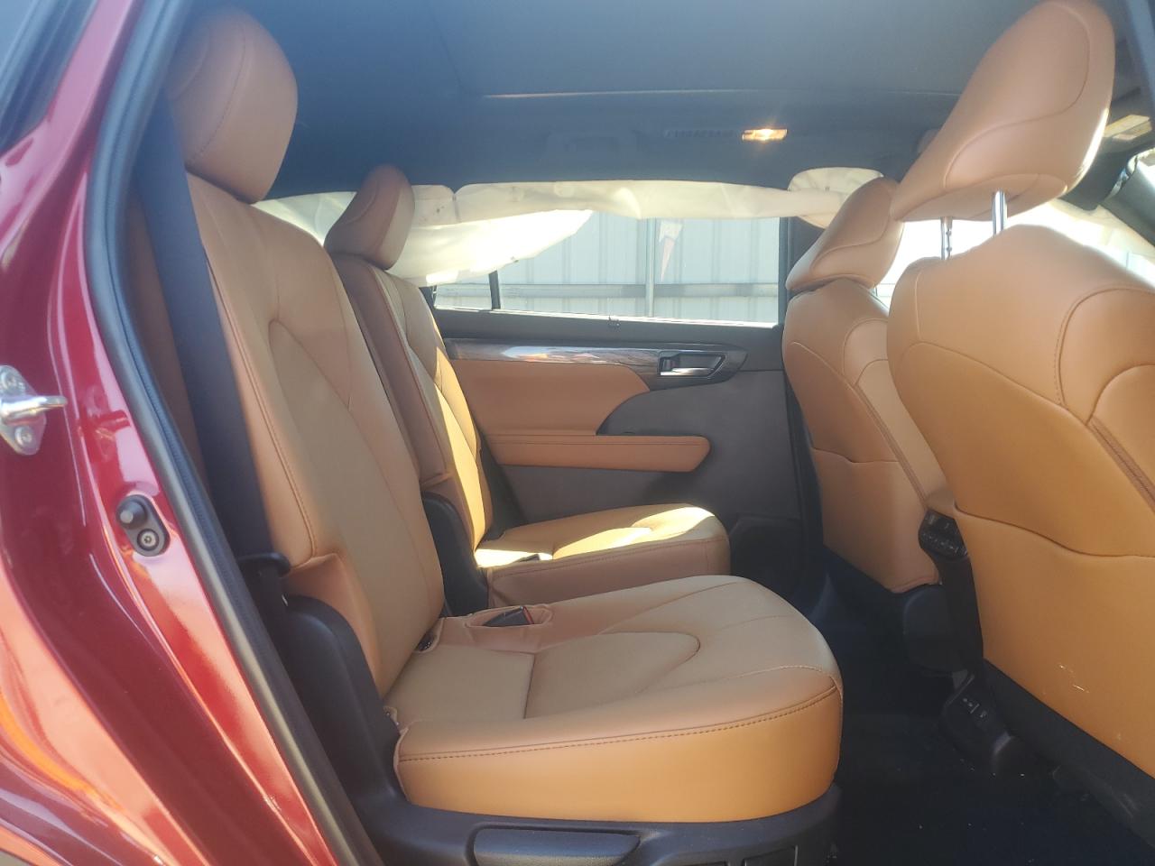 2022 Toyota Highlander Platinum VIN: 5TDFZRBH9NS221852 Lot: 71154015