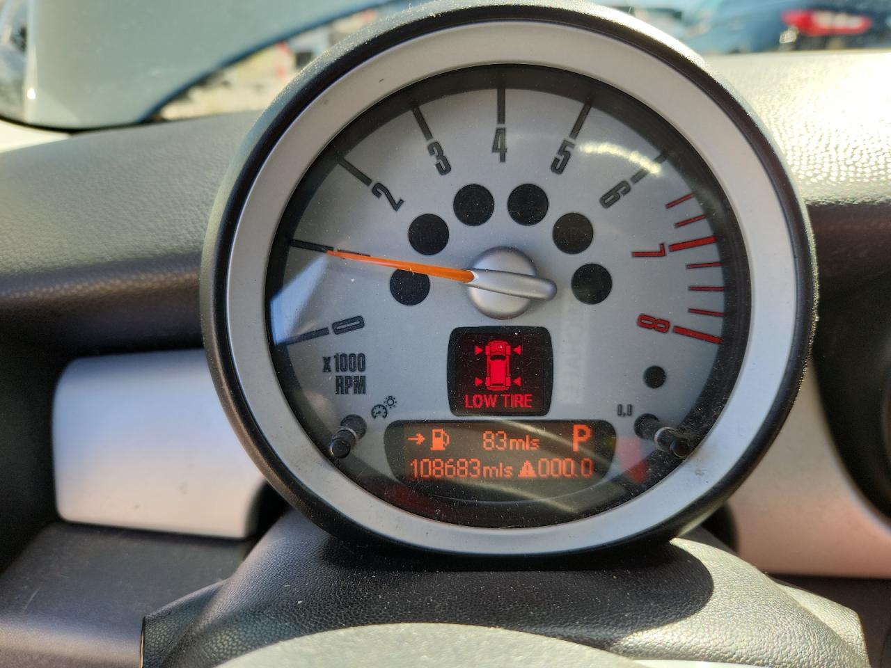 2010 Mini Cooper VIN: WMWMF3C55ATZ61294 Lot: 72004665