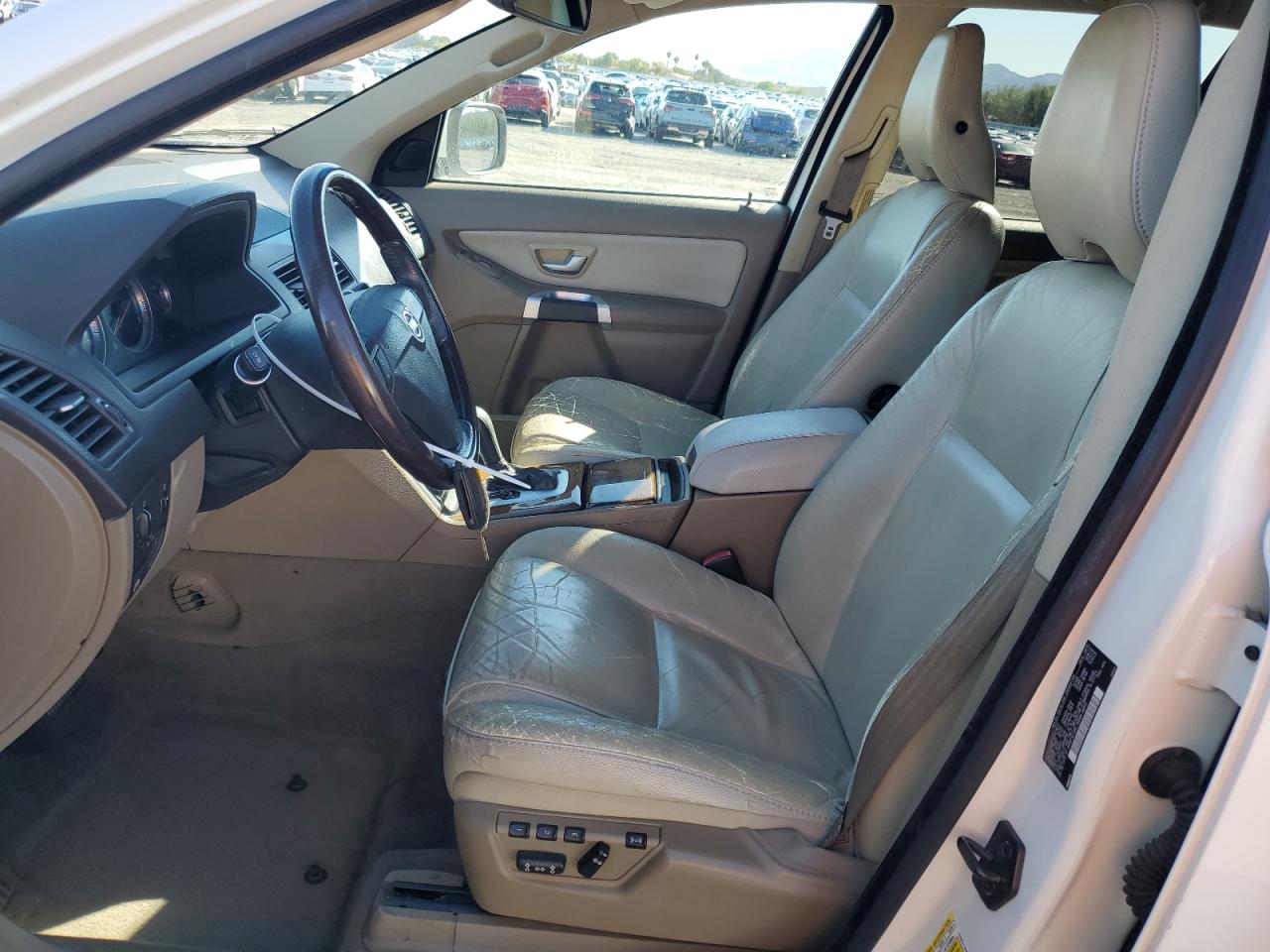 2011 Volvo Xc90 3.2 VIN: YV4952CYXB1579675 Lot: 84631705