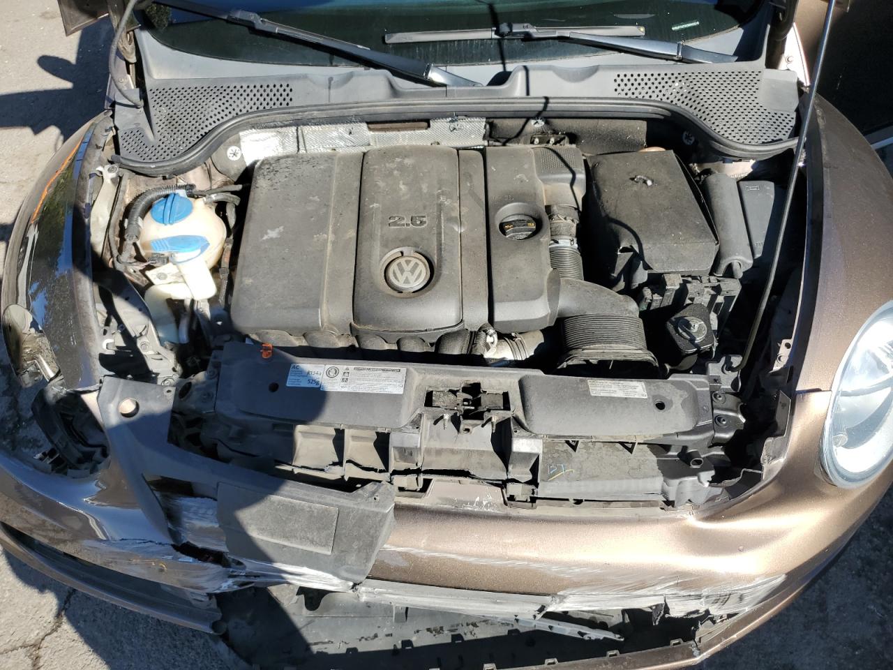 2012 Volkswagen Beetle VIN: 3VWJP7AT2CM642218 Lot: 81947895