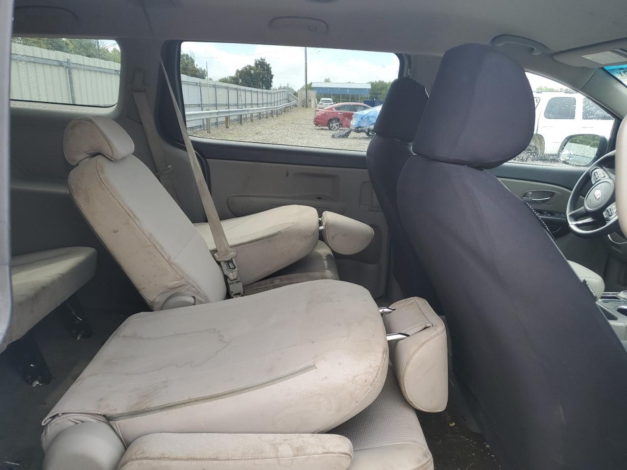 2019 Kia Sedona Lx VIN: KNDMB5C10K6539327 Lot: 81811685