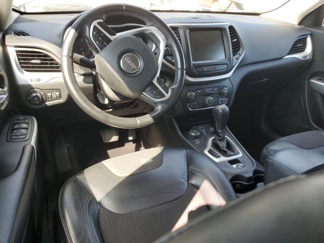 2018 Jeep Cherokee Latitude Plus VIN: 1C4PJMLB6JD602685 Lot: 80116465