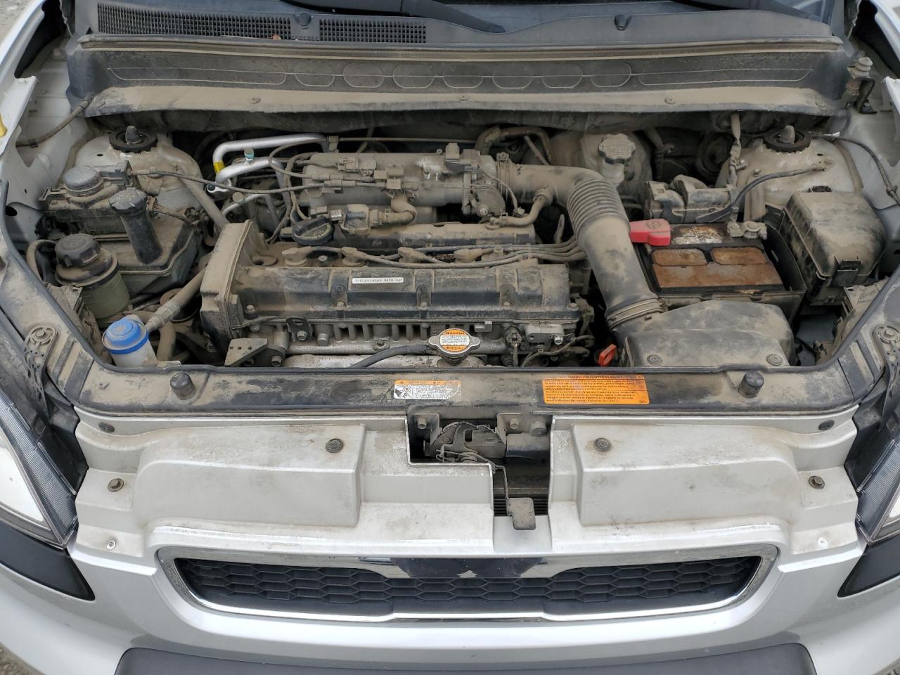 2011 Kia Soul + VIN: KNDJT2A23B7318583 Lot: 81953485