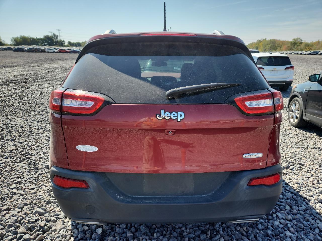 2015 Jeep Cherokee Latitude VIN: 1C4PJLCS1FW620890 Lot: 80917815