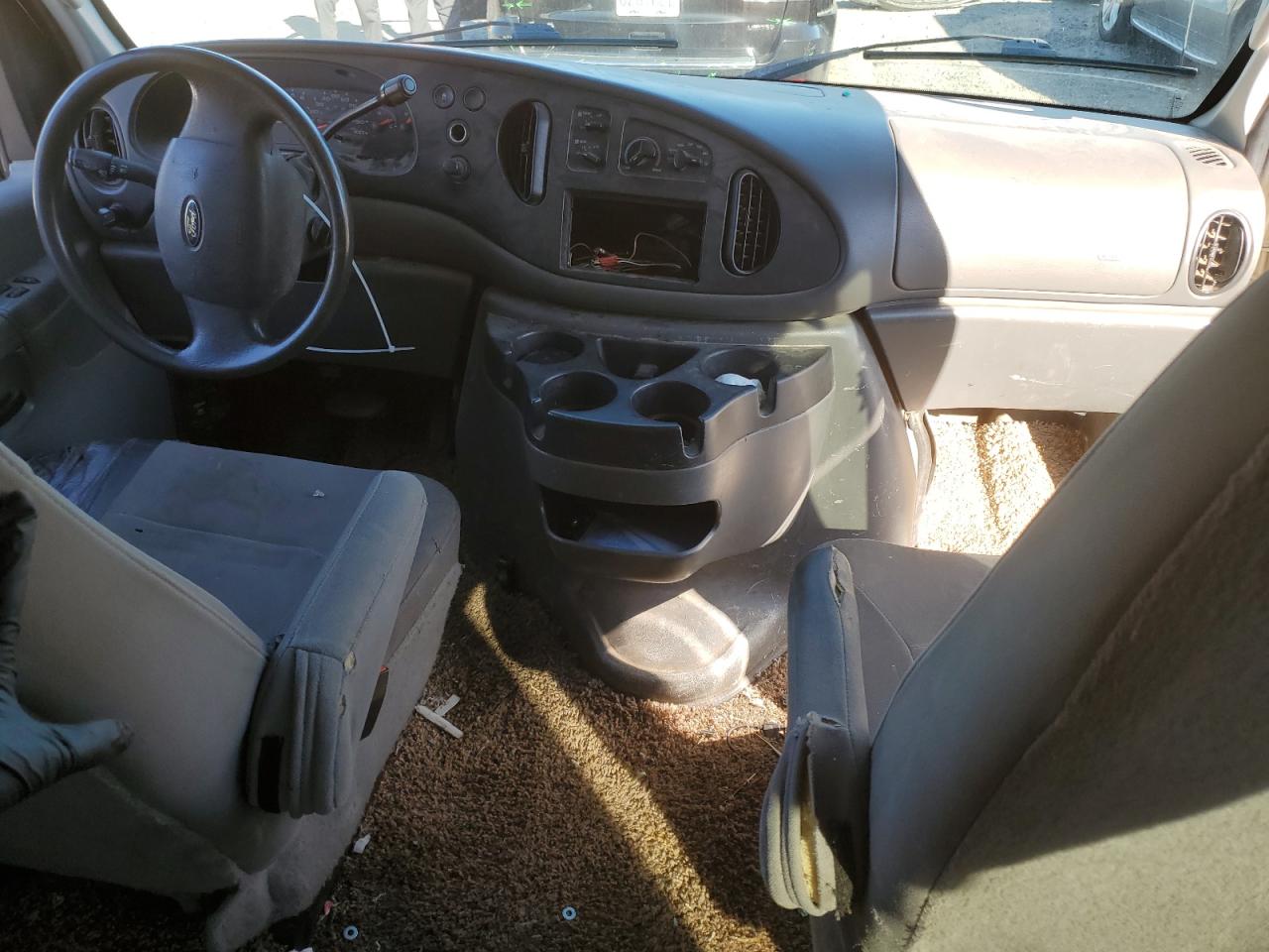 2007 Ford Econoline E350 Super Duty Wagon VIN: 1FBSS31L87DB32993 Lot: 80631345