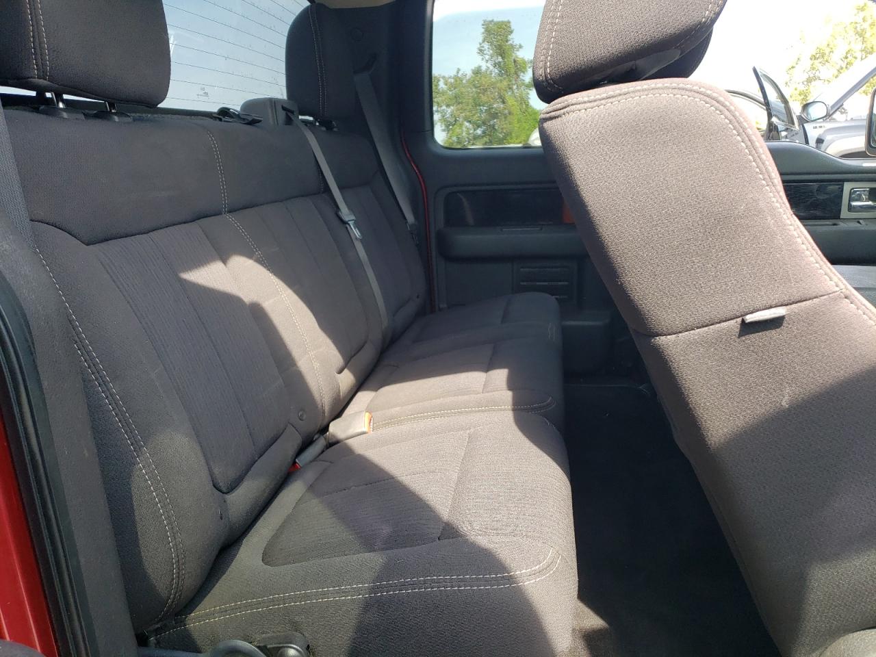 2010 Ford F150 Super Cab VIN: 1FTFX1EV1AFC40401 Lot: 81202115