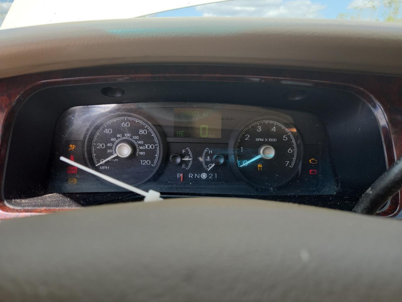 2006 Lincoln Town Car Signature VIN: 1LNHM81W56Y628067 Lot: 84255225