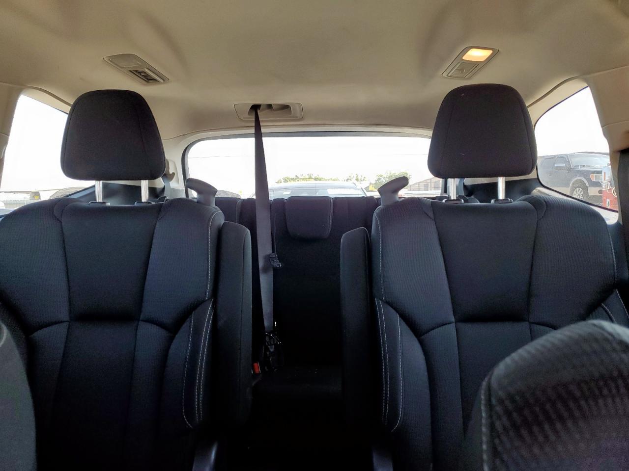 2009 Subaru Ascent Premium VIN: 4S4WMAFD8K3415594 Lot: 72079105