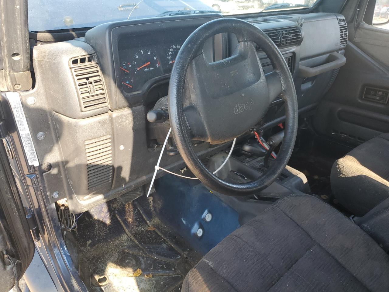 2004 Jeep Wrangler X VIN: 1J4FA39S54P735867 Lot: 80493245