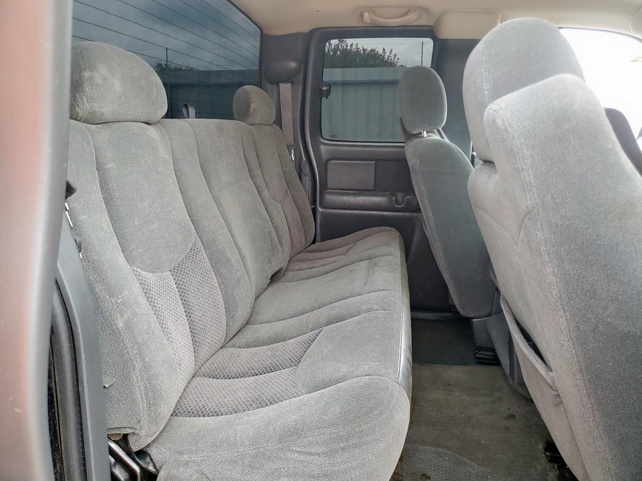 2003 Chevrolet Silverado C1500 VIN: 2GCEC19V131407075 Lot: 82038005