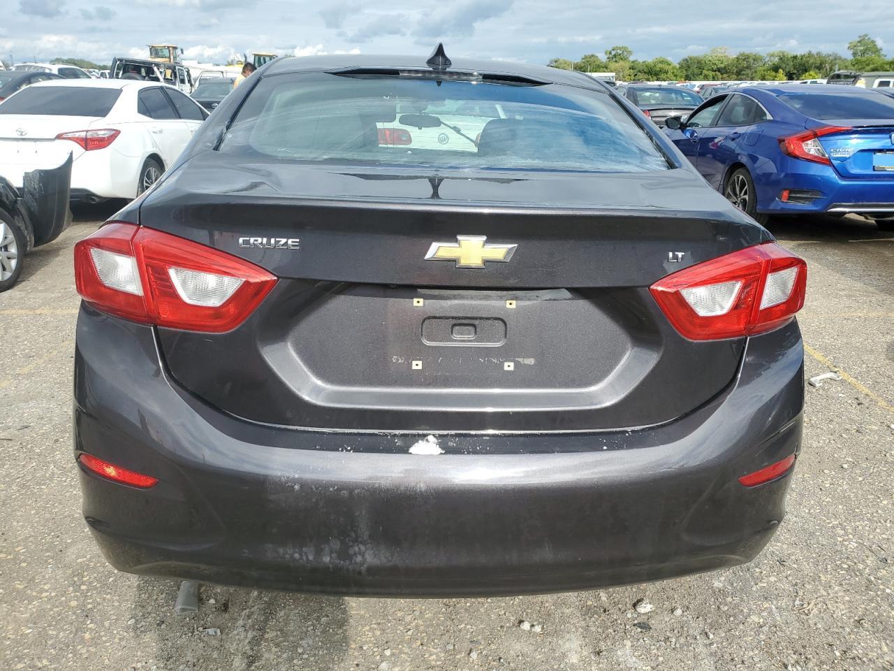 2017 Chevrolet Cruze Lt VIN: 1G1BE5SM0H7196928 Lot: 71119215