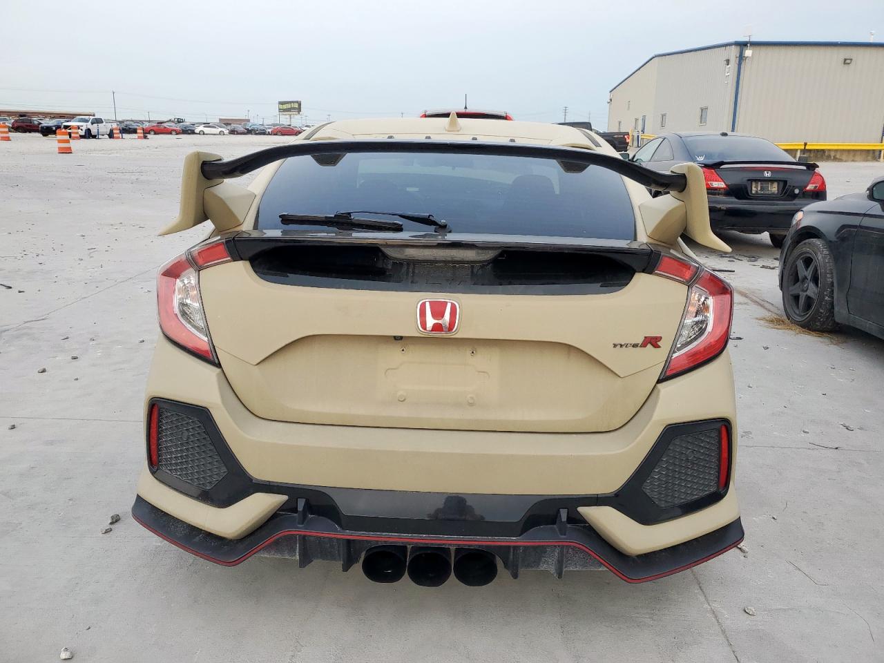 2019 Honda Civic Type-R Touring VIN: SHHFK8G70KU204189 Lot: 71527865