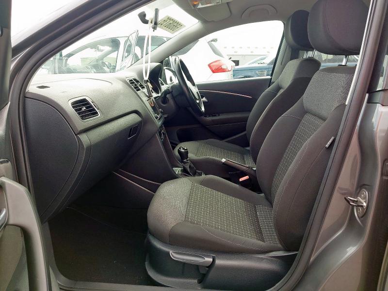 2015 VOLKSWAGEN POLO SE