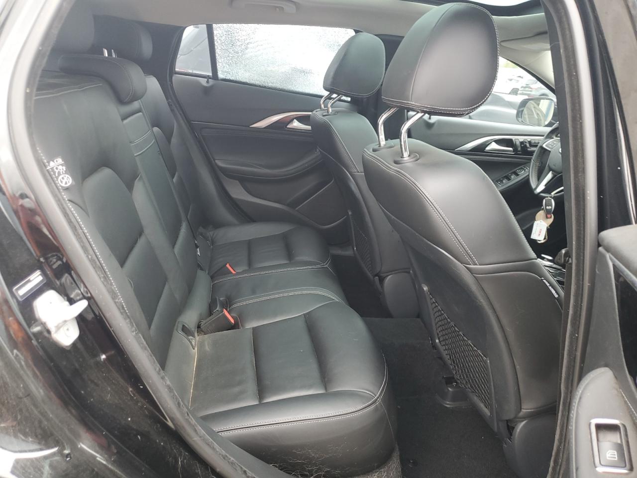 2018 Infiniti Qx30 Base VIN: SJKCH5CR8JA056046 Lot: 83975025