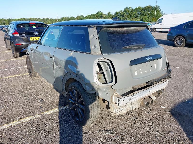 2017 MINI COOPER S 