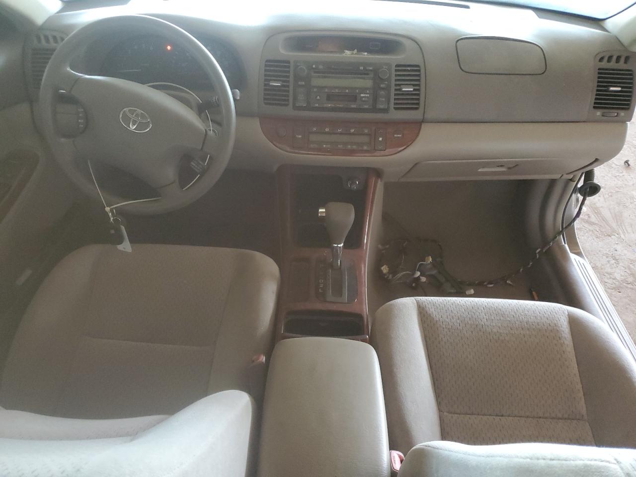 2004 Toyota Camry Le VIN: 4T1BE32KX4U840100 Lot: 80715285