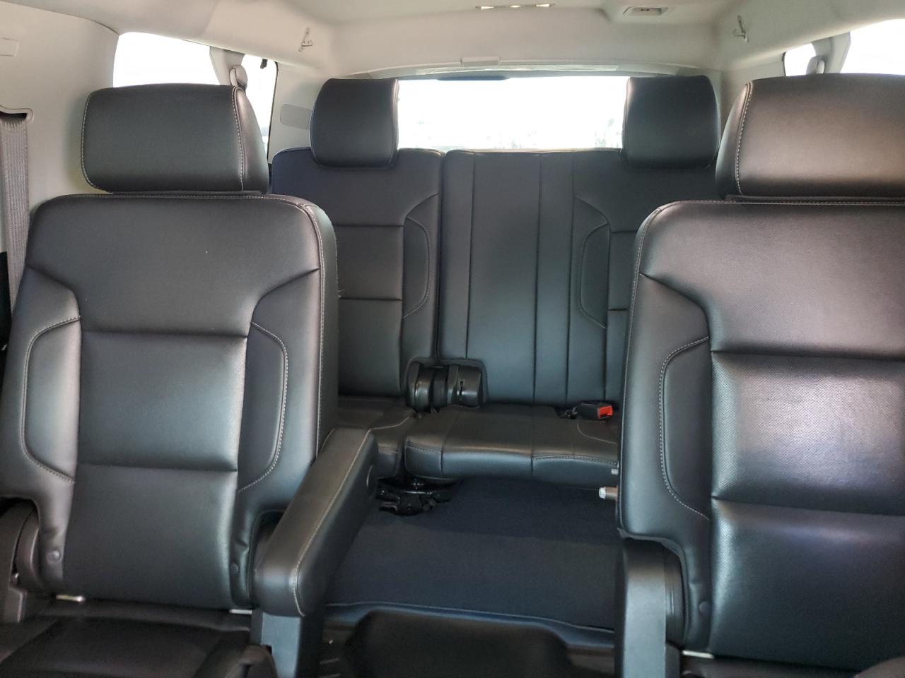 2019 GMC Yukon Xl K1500 Slt VIN: 1GKS2GKC2KR179681 Lot: 70831895