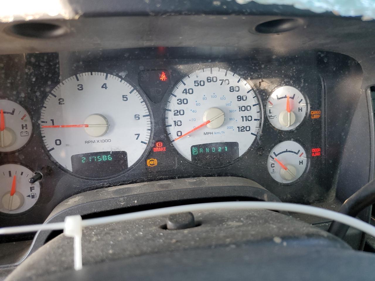 2004 Dodge Ram 1500 St VIN: 1D7HU18D04J177268 Lot: 80780575