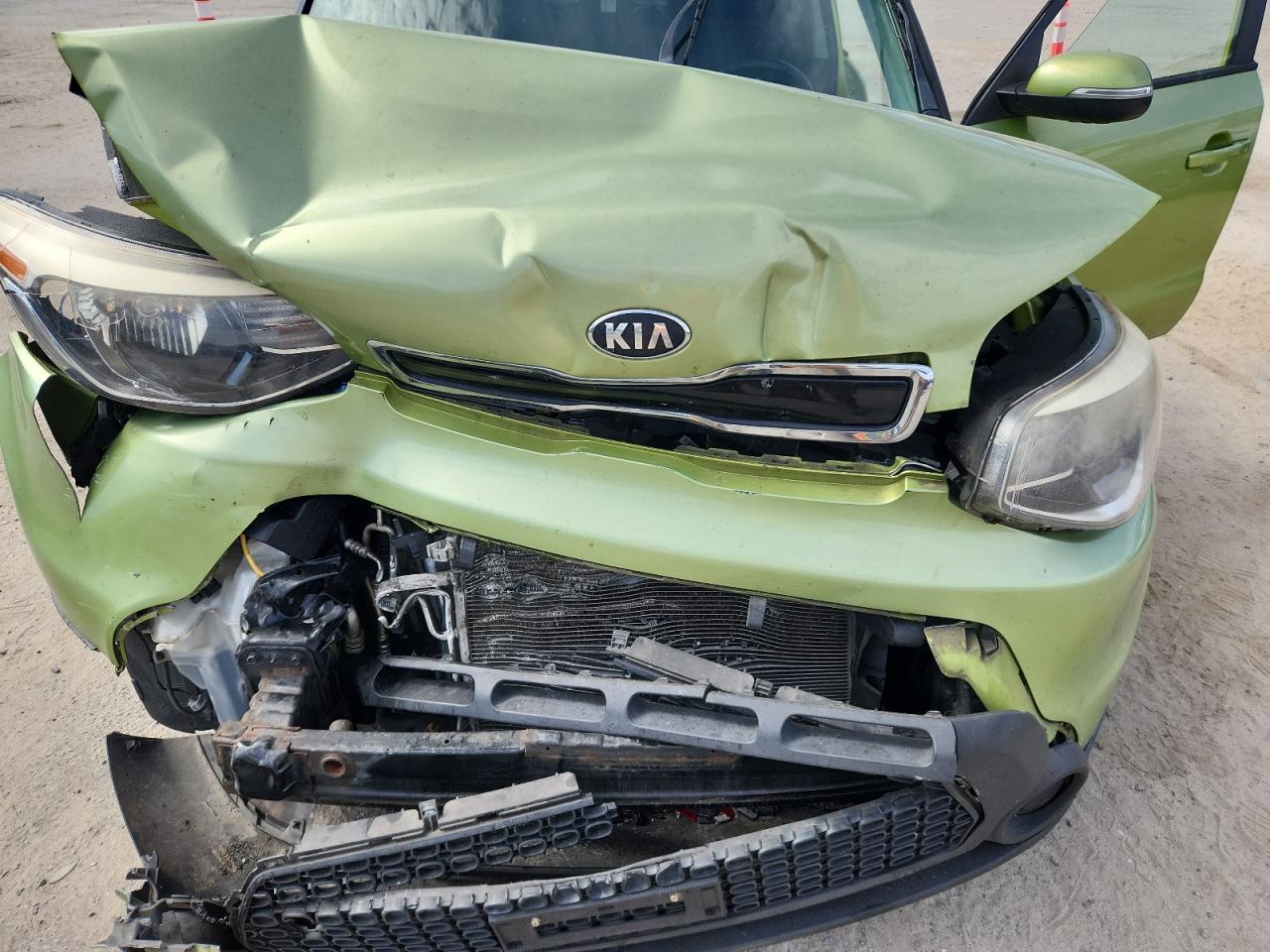 2014 Kia Soul + VIN: KNDJP3A50E7746605 Lot: 84218185