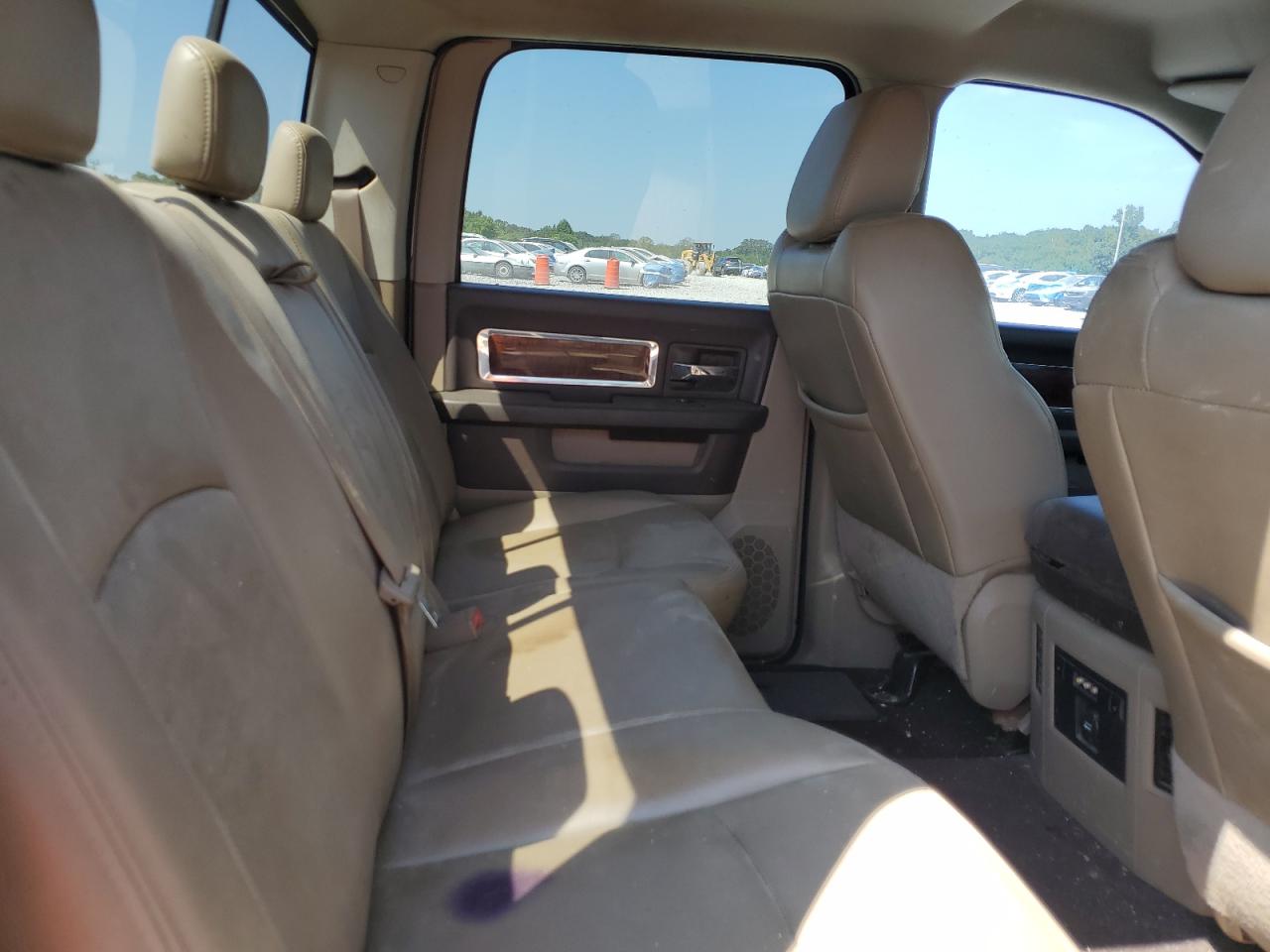 2009 Dodge Ram 1500 VIN: 1D3HV13T79S811061 Lot: 80272595