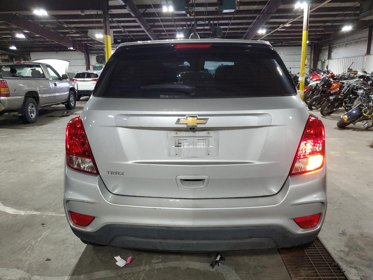 2020 Chevrolet Trax Ls VIN: KL7CJKSB5LB038303 Lot: 82080485