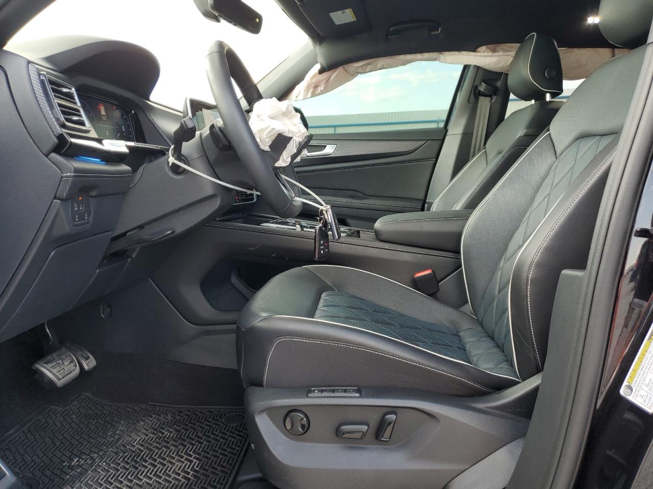 2024 Volkswagen Atlas Cross Sport Sel Premium R-Line VIN: 1V2FE2CA7RC247506 Lot: 80135095