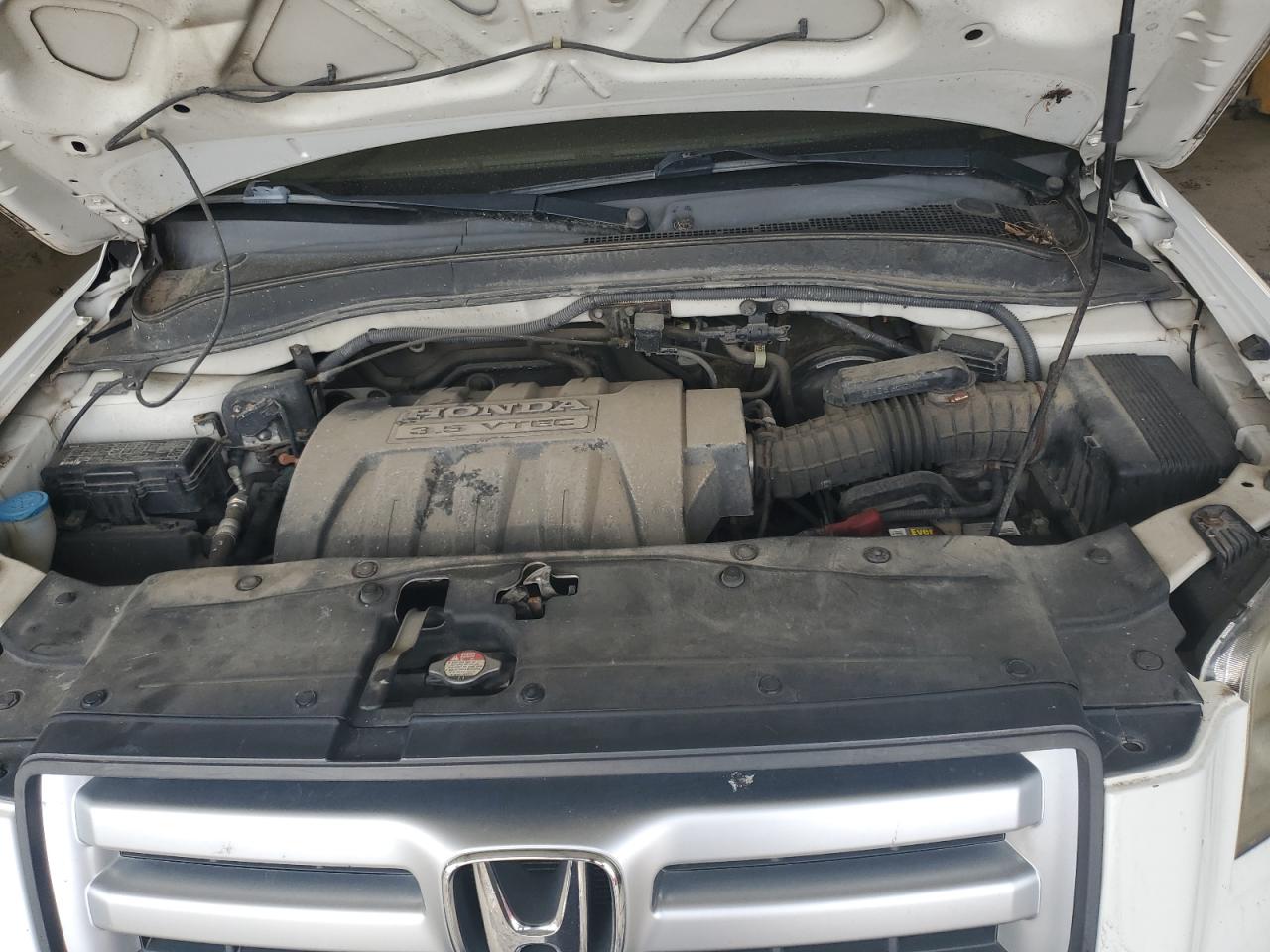 2008 Honda Pilot Vp VIN: 5FNYF182X8B045196 Lot: 81473945