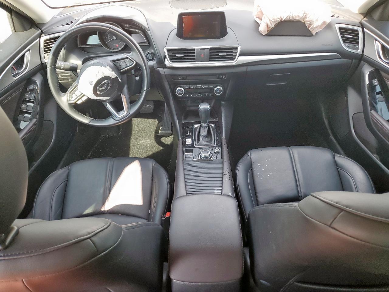 2018 Mazda 3 Touring VIN: 3MZBN1V30JM159891 Lot: 80477075